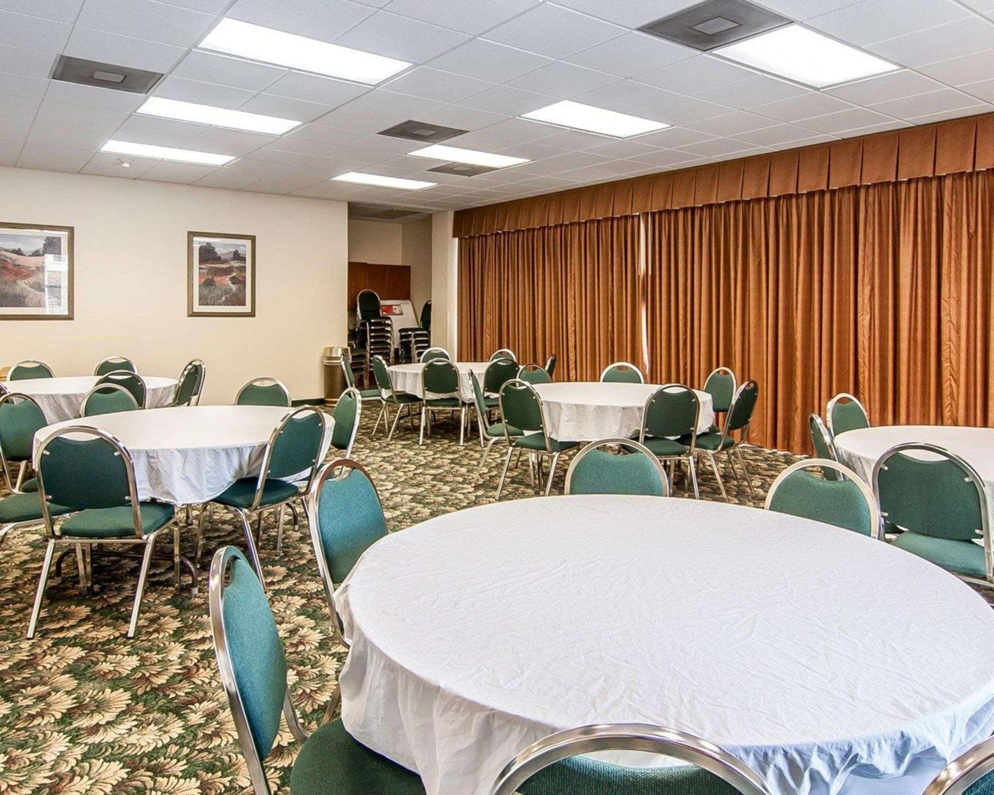 Quality Inn Downtown Convention Center Portland Extérieur photo